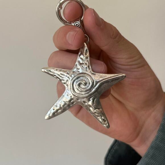 Y2K Silver Starfish Keychain Charm Ocean Accessory Decorative Bag Pendant - Picture 1 of 7